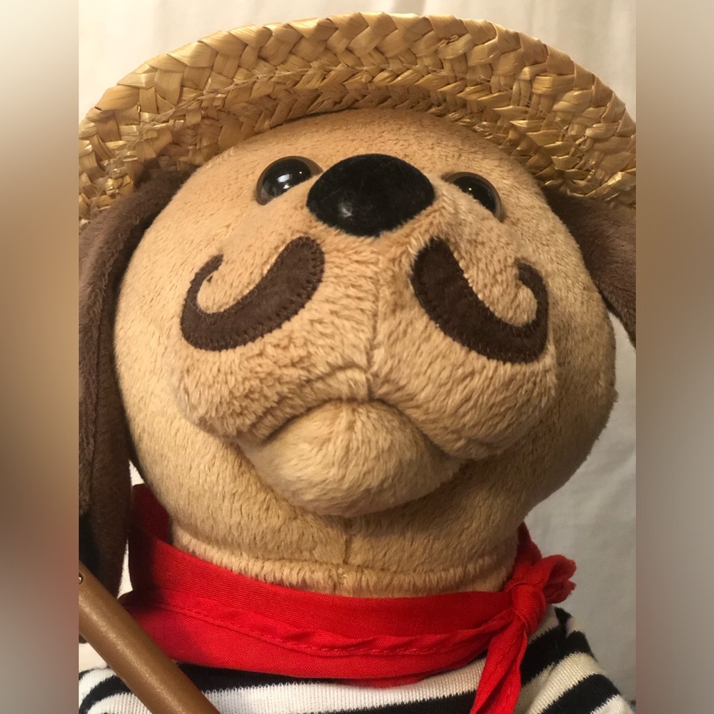 Cuddle Barn Gondolomia Sings and Dances it’s Mow or Never 12”